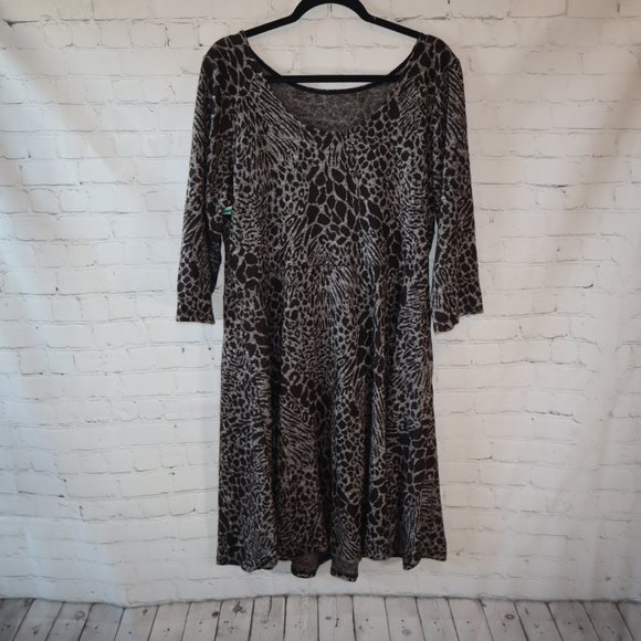Leota Ocelot Gray 3/4 Sleeve Scoop Back Circle Midi Dress Women's Size 2X-NWOT - Picture 5 of 9